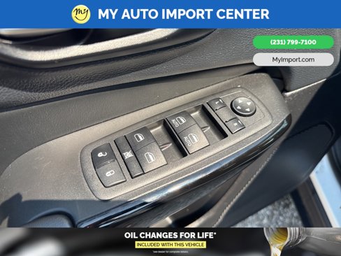 Used 2023 Jeep Cherokee Altitude Lux image 10
