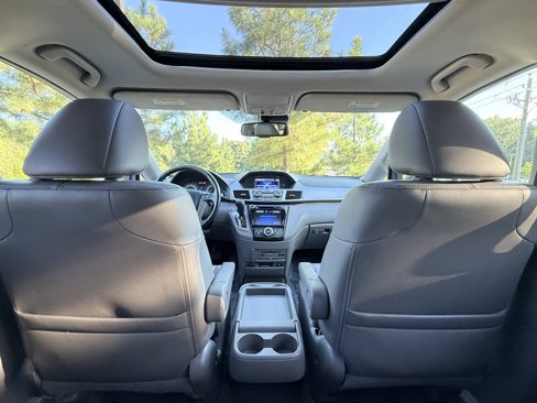 Used 2015 Honda Odyssey EX-L image 35