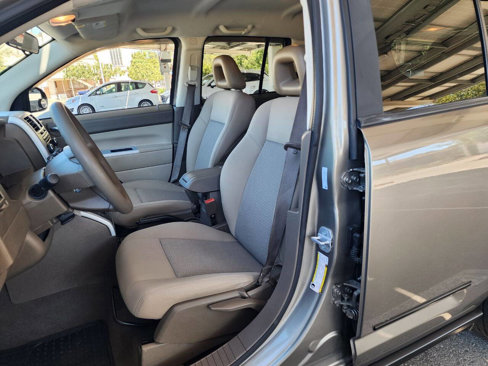 Used 2008 Jeep Compass Sport image 12