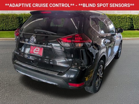 Used 2019 Nissan Rogue SV w/ Premium Package image 7