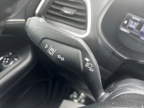 Used 2024 Ford Edge SEL image 20