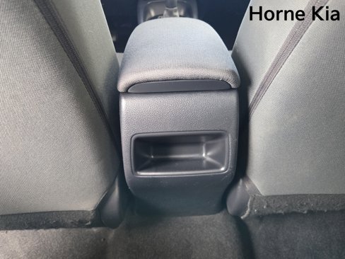 Used 2022 Toyota Corolla LE image 15