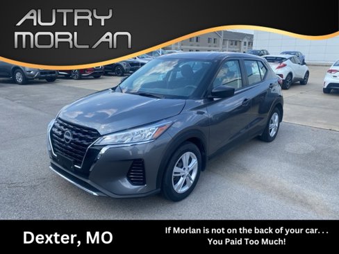 Used 2024 Nissan Kicks S image 1