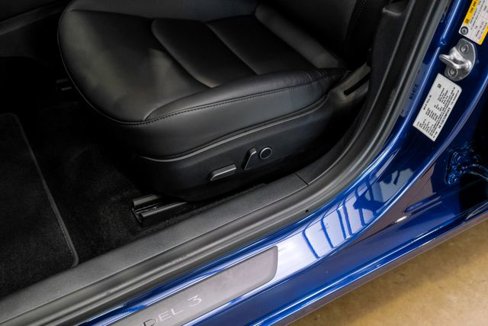 Used 2022 Tesla Model 3 Performance image 51