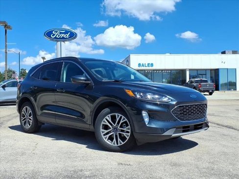 Certified 2022 Ford Escape SEL w/ Class II Trailer Tow Package image 1