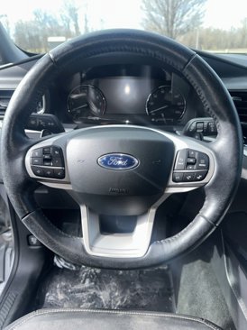 Used 2021 Ford Explorer XLT w/ Equipment Group 202A image 16
