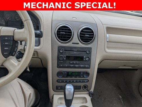 Used 2006 Ford Freestyle SEL image 4