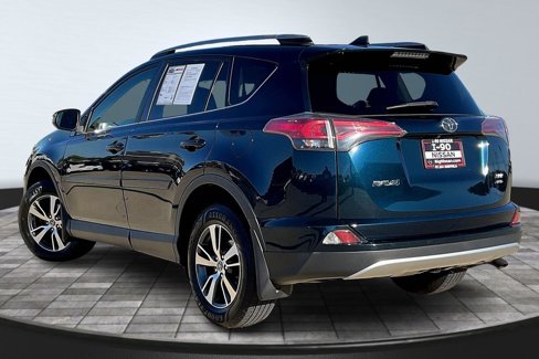 Used 2017 Toyota RAV4 XLE image 13