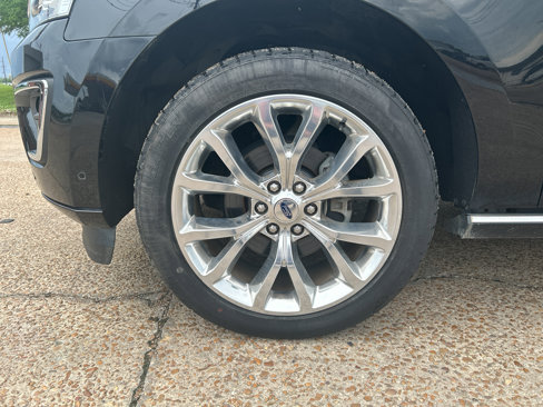 Used 2018 Ford Expedition Platinum image 9