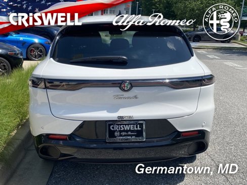 New 2025 Alfa Romeo Tonale w/ Premium Package image 6
