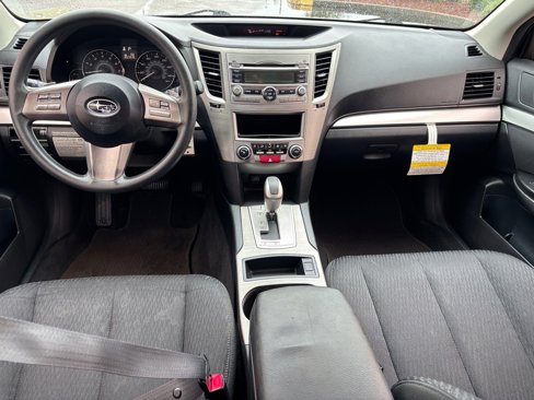Used 2010 Subaru Outback 2.5i image 7