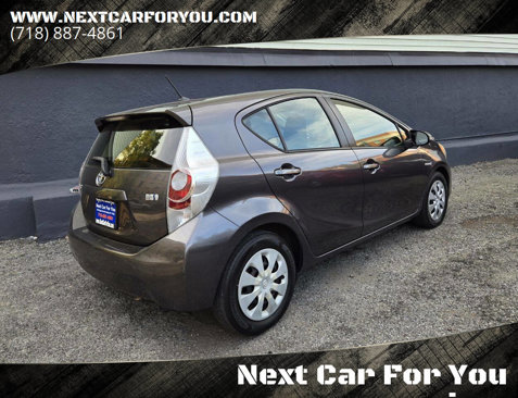 Used 2012 Toyota Prius C Two image 6
