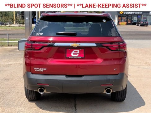 Used 2022 Chevrolet Traverse LT image 7