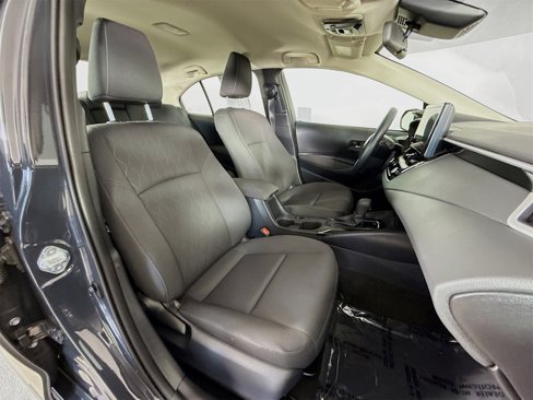 Used 2025 Toyota Corolla LE image 26
