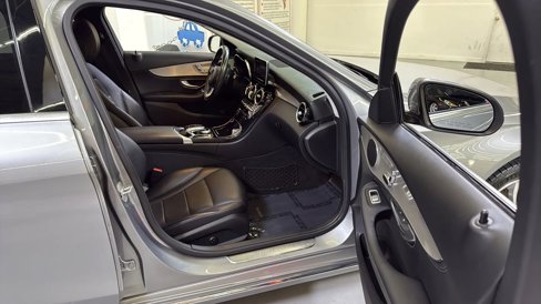 Used 2015 Mercedes-Benz C 300 4MATIC Sedan image 13
