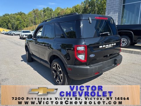Used 2021 Ford Bronco Sport Outer Banks image 3