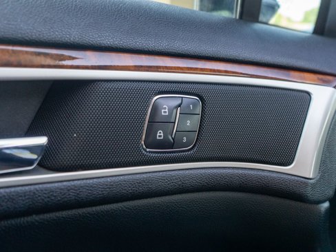 Used 2016 Lincoln MKZ Hybrid w/ Equipment Group 600A Reserve image 18