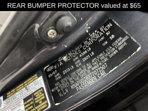 Used 2007 Kia Rondo EX w/ Premium Pkg image 9