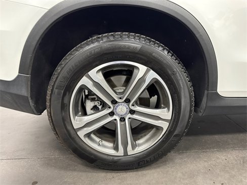Used 2017 Mercedes-Benz GLC 300 image 21