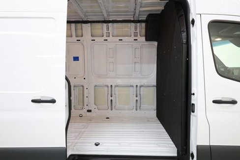 Used 2024 Mercedes-Benz Sprinter 2500 image 66