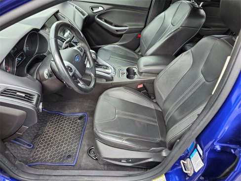 Used 2013 Ford Focus Titanium w/ Titanium Handling Pkg image 16