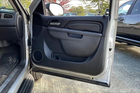 Used 2012 GMC Yukon Denali image 21