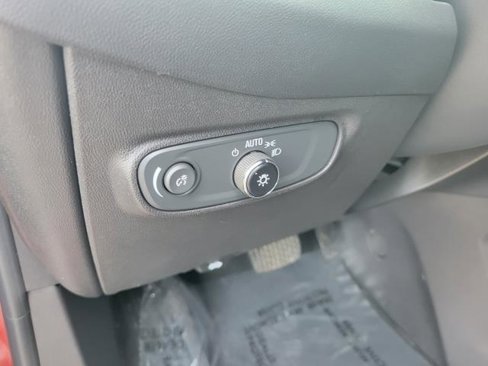 Used 2023 Chevrolet Equinox LT image 21
