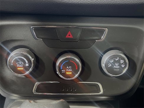 Used 2018 Jeep Compass Sport image 13