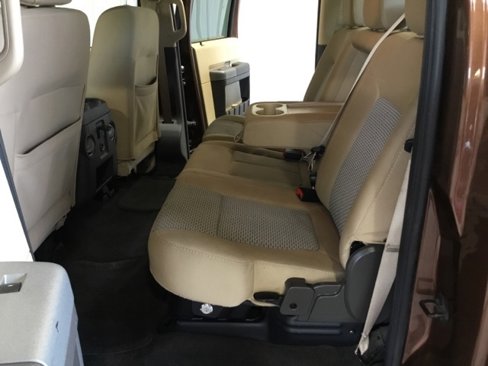 Used 2011 Ford F250 XLT w/ Chrome Pkg image 38