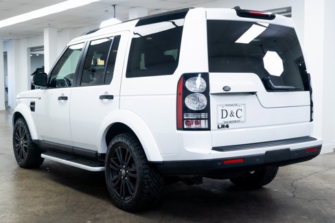 Used 2015 Land Rover LR4 HSE image 4