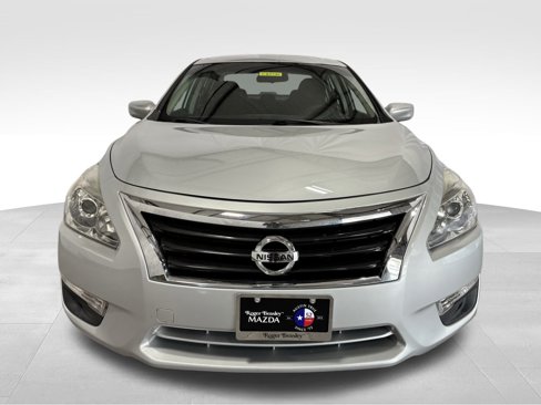 Used 2015 Nissan Altima 2.5 S w/ Power Driver Seat Package image 2