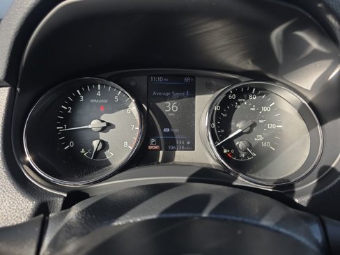 Used 2020 Nissan Rogue SV image 16