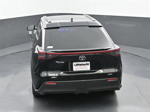 Used 2025 Toyota bZ4X AWD image 30