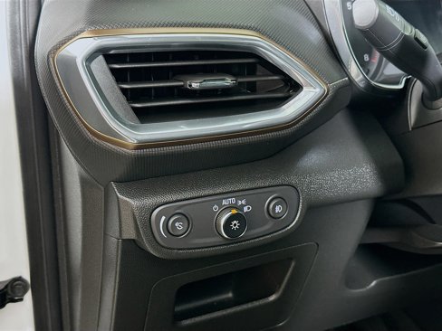 Used 2023 Chevrolet TrailBlazer ACTIV w/ Convenience Package image 10