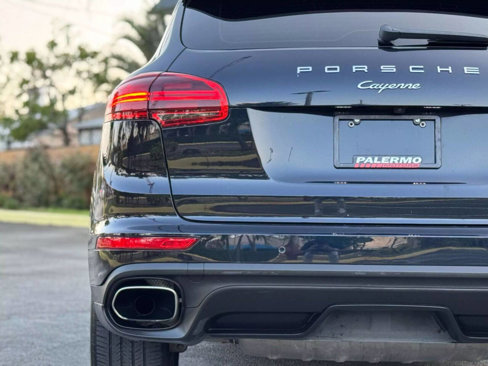 Used 2016 Porsche Cayenne image 12