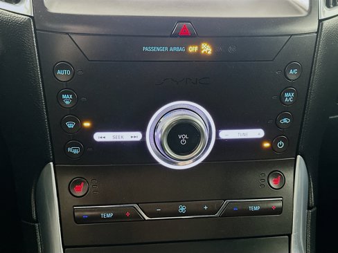 Used 2020 Ford Edge Titanium w/ Cargo Accessory Package image 15