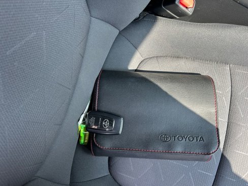 Used 2019 Toyota RAV4 XLE image 33