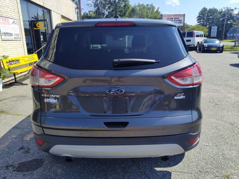 Used 2016 Ford Escape SE w/ SE Cold Weather Package image 7