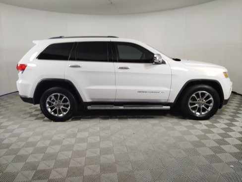 Used 2016 Jeep Grand Cherokee Limited image 24
