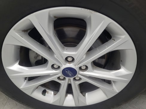 Used 2019 Ford Escape SEL image 31