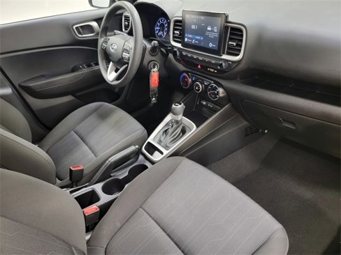 Used 2022 Hyundai Venue SE image 20