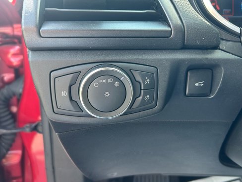 Used 2020 Ford Fusion Titanium image 15
