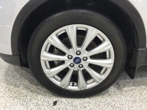 Used 2017 Ford Escape Titanium image 8