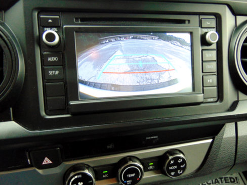 Used 2018 Toyota Tacoma SR5 image 17