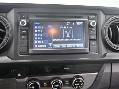 Used 2018 Toyota Tacoma SR image 8
