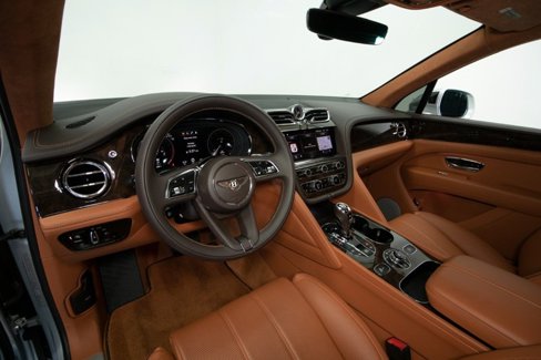 Used 2023 Bentley Bentayga Plug-In Hybrid image 7