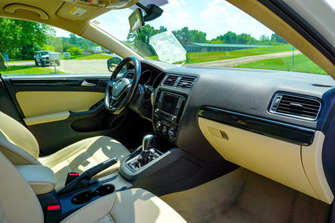 Used 2016 Volkswagen Jetta SEL w/ Lighting Package image 23