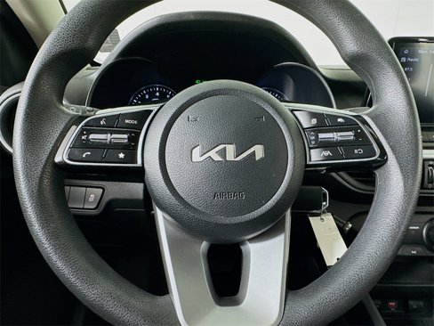 Used 2024 Kia Forte LXS image 22