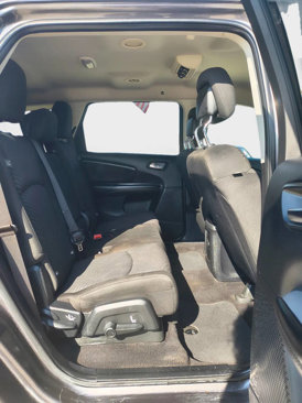 Used 2017 Dodge Journey SE w/ Flexible Seating Group image 11