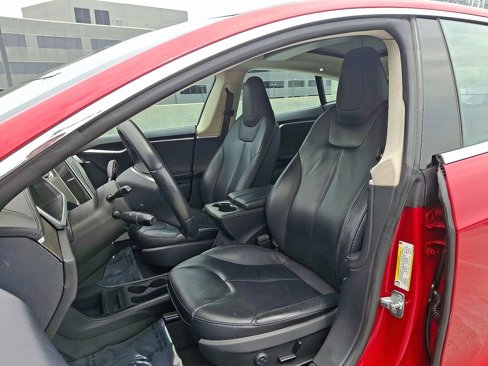 Used 2014 Tesla Model S 60 image 17